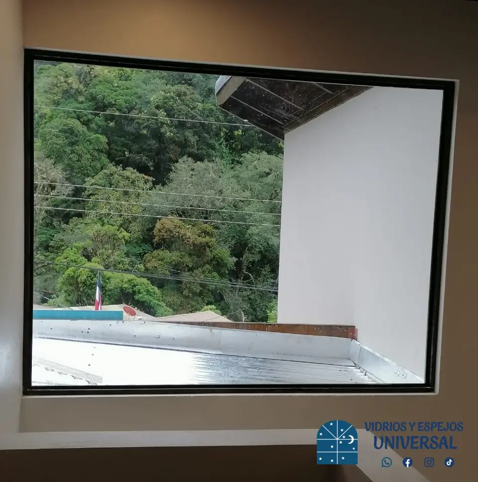 Panel fijo